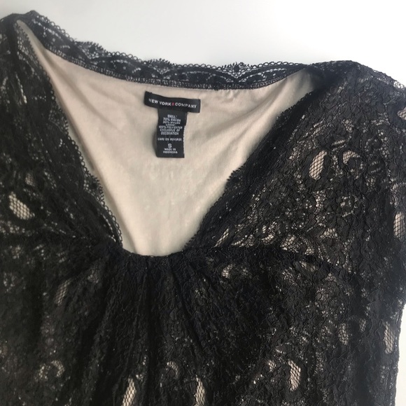 NY&co Black Lace top - Picture 4 of 8